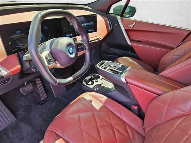 Certified 2024 BMW iX xDrive50 w/ Sport Package AWD/4WD image 10