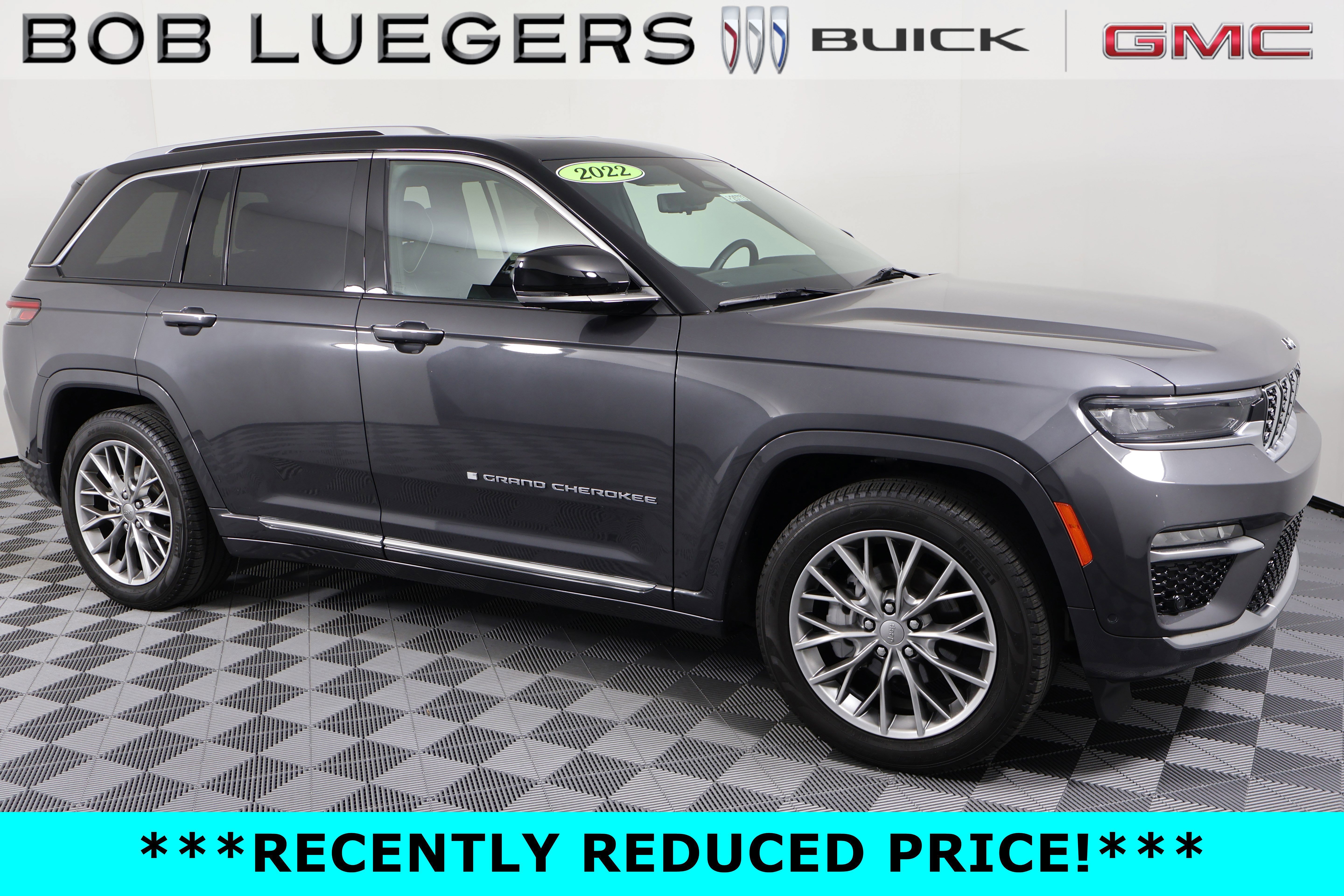 Used 2022 Jeep Grand Cherokee Summit w/ Adv Protech Group IV AWD/4WD image 2