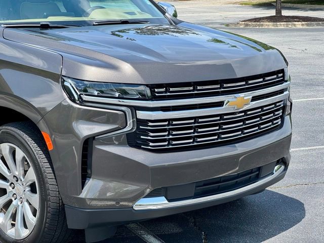 Used 2021 Chevrolet Tahoe Premier w/ Premium Package AWD/4WD image 14