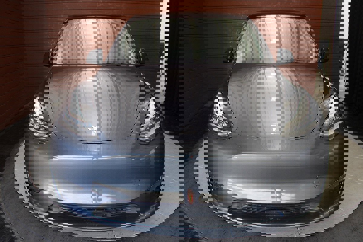 Used 2023 Tesla Model Y Long Range image 2