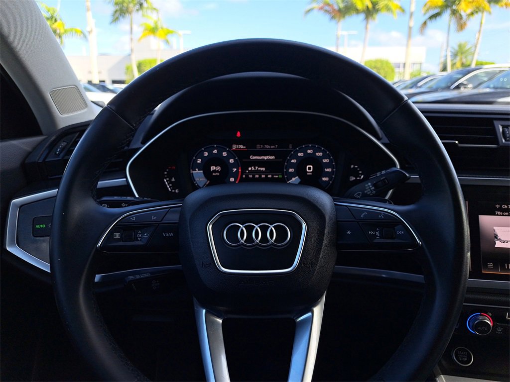 Certified 2023 Audi Q3 2.0T Premium w/ Convenience Package image 8