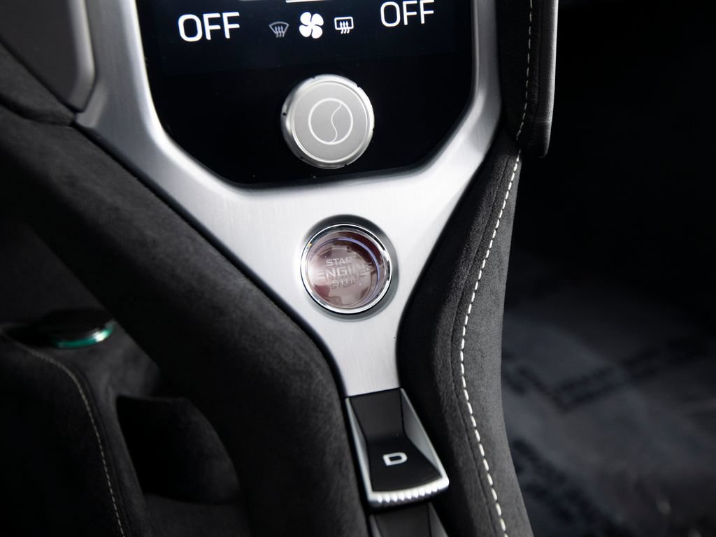 Used 2024 McLaren 750S Spider RWD image 24