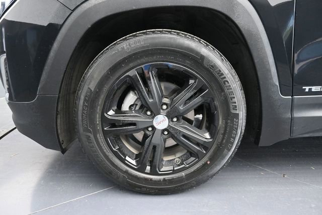 Used 2020 GMC Terrain SLE FWD image 24
