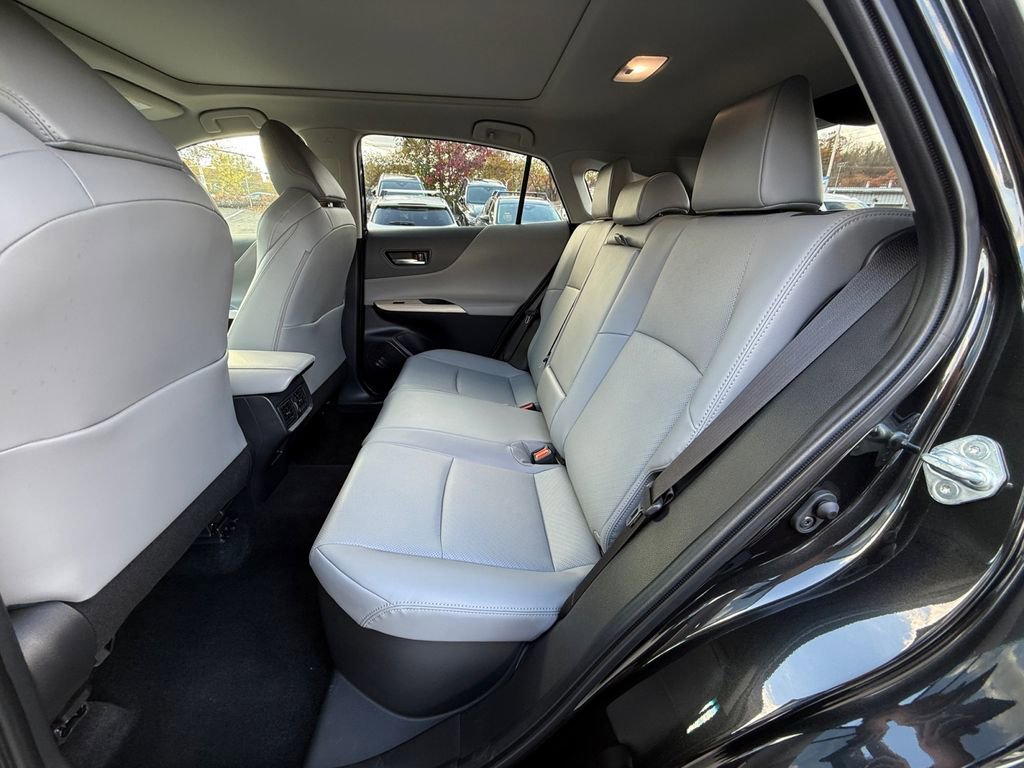 Used 2022 Toyota Venza Limited w/ Advanced Technology Package image 26