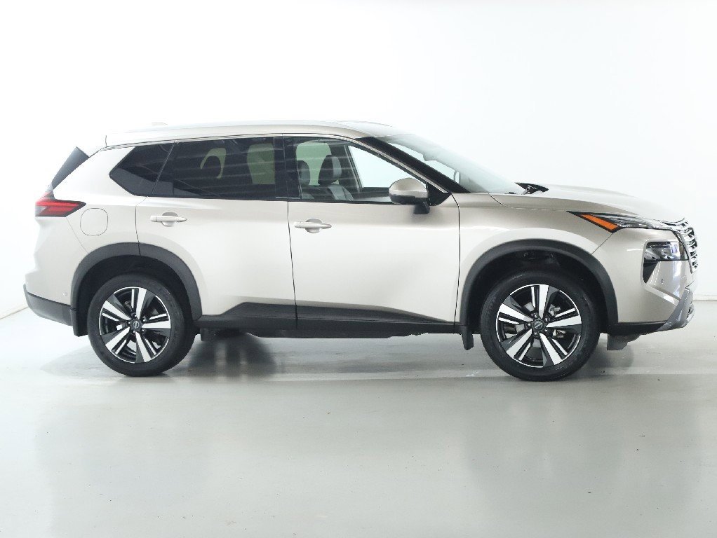 Certified 2024 Nissan Rogue SL image 11