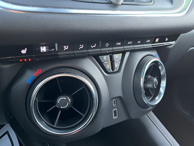 Certified 2025 Chevrolet Blazer LT image 24