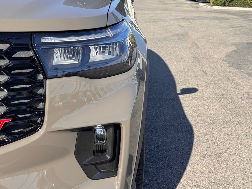 New 2026 Ford Explorer ST w/ Sun And Sound Package AWD/4WD image 8