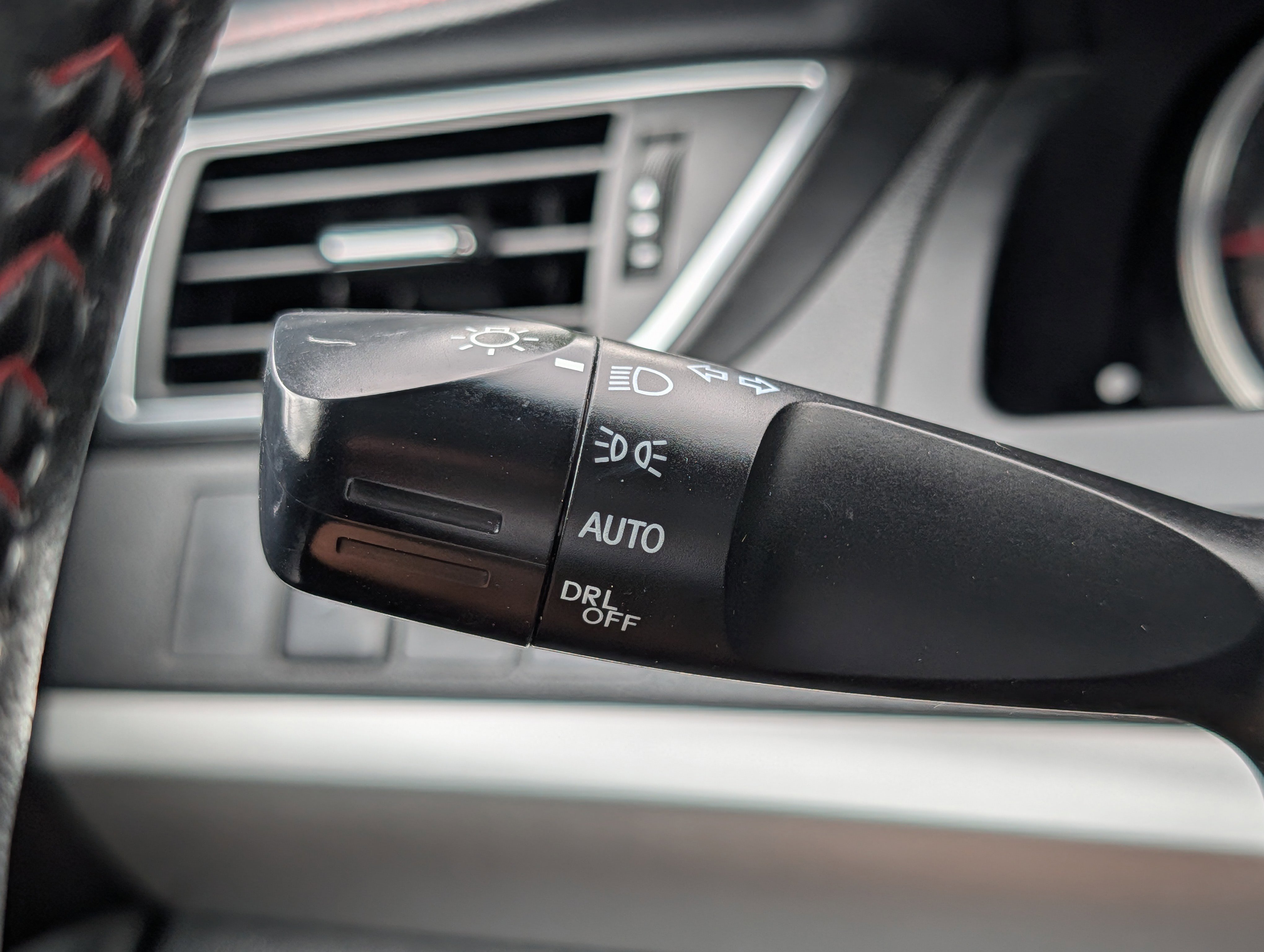 Used 2016 Toyota Camry SE FWD image 22