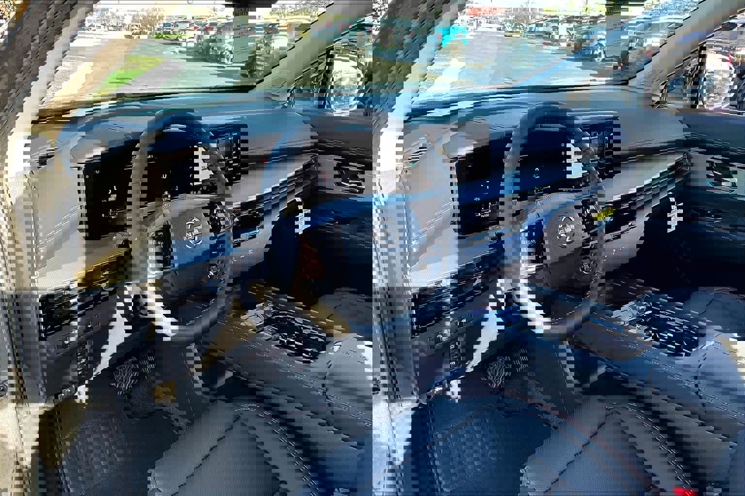 New 2026 Nissan Murano SL image 8