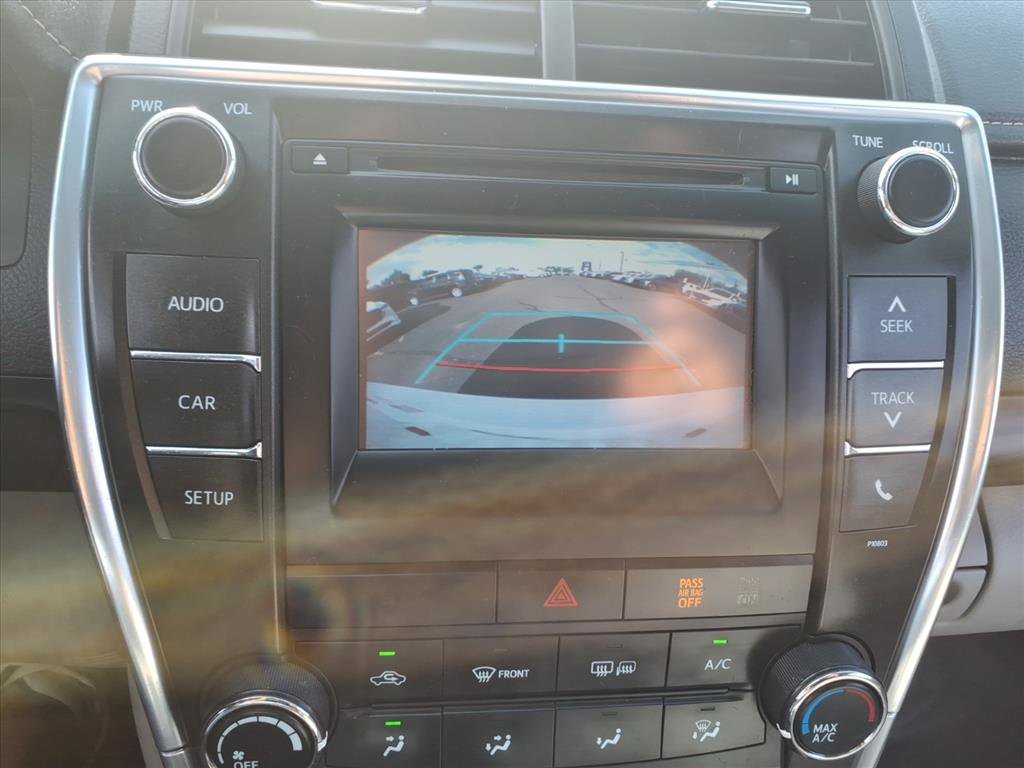 Used 2015 Toyota Camry LE image 31
