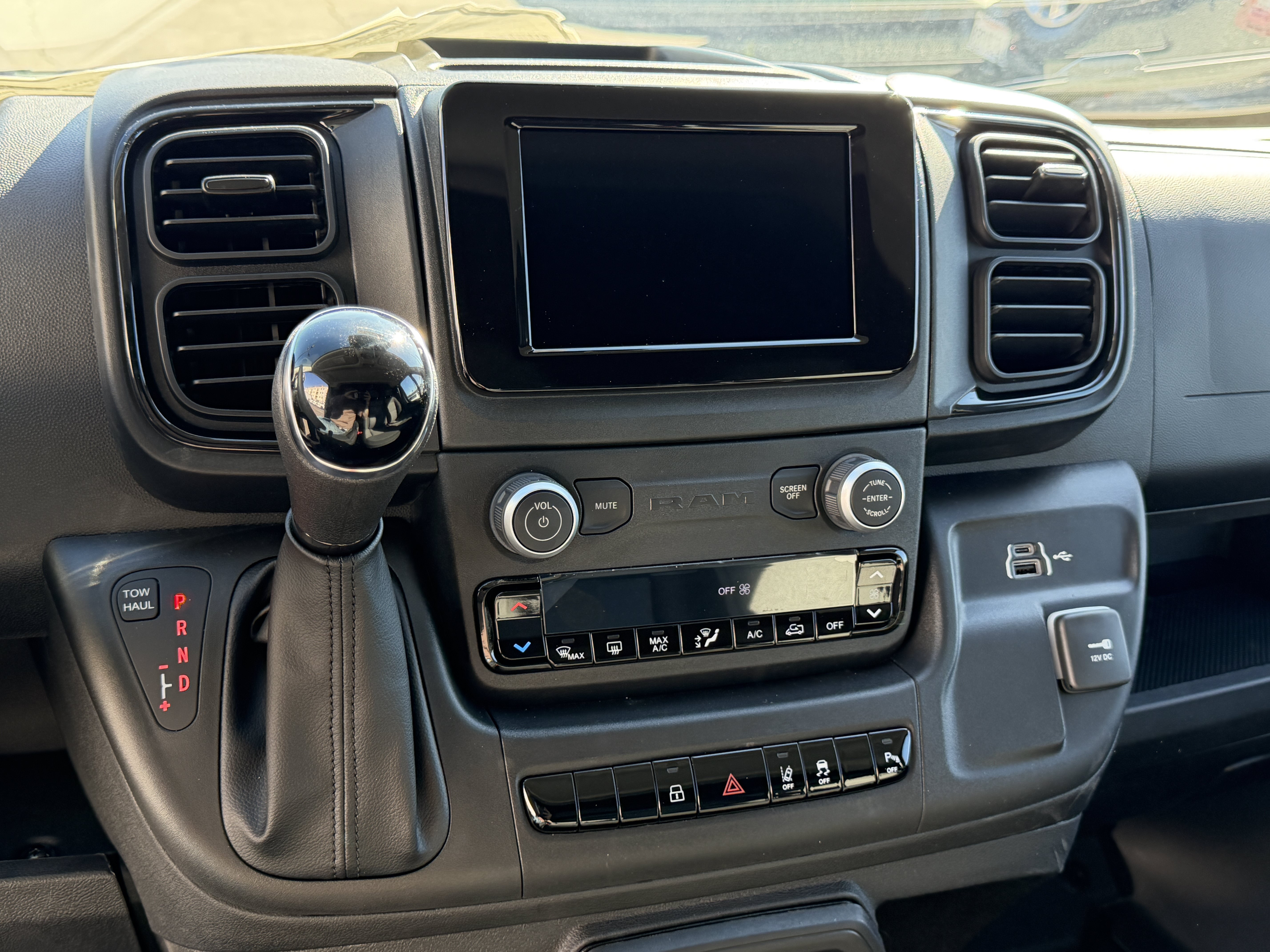 New 2026 RAM ProMaster 2500 w/ Safety Group FWD image 24