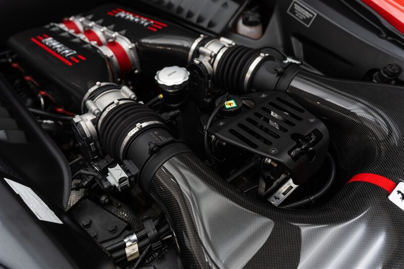 Used 2015 Ferrari 458 Speciale Coupe RWD image 86