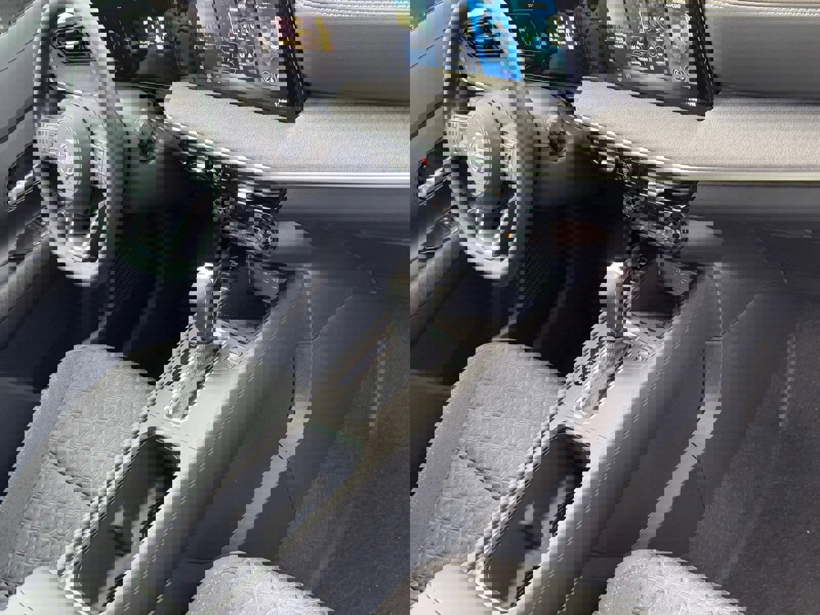 New 2026 Nissan Kicks SV image 11