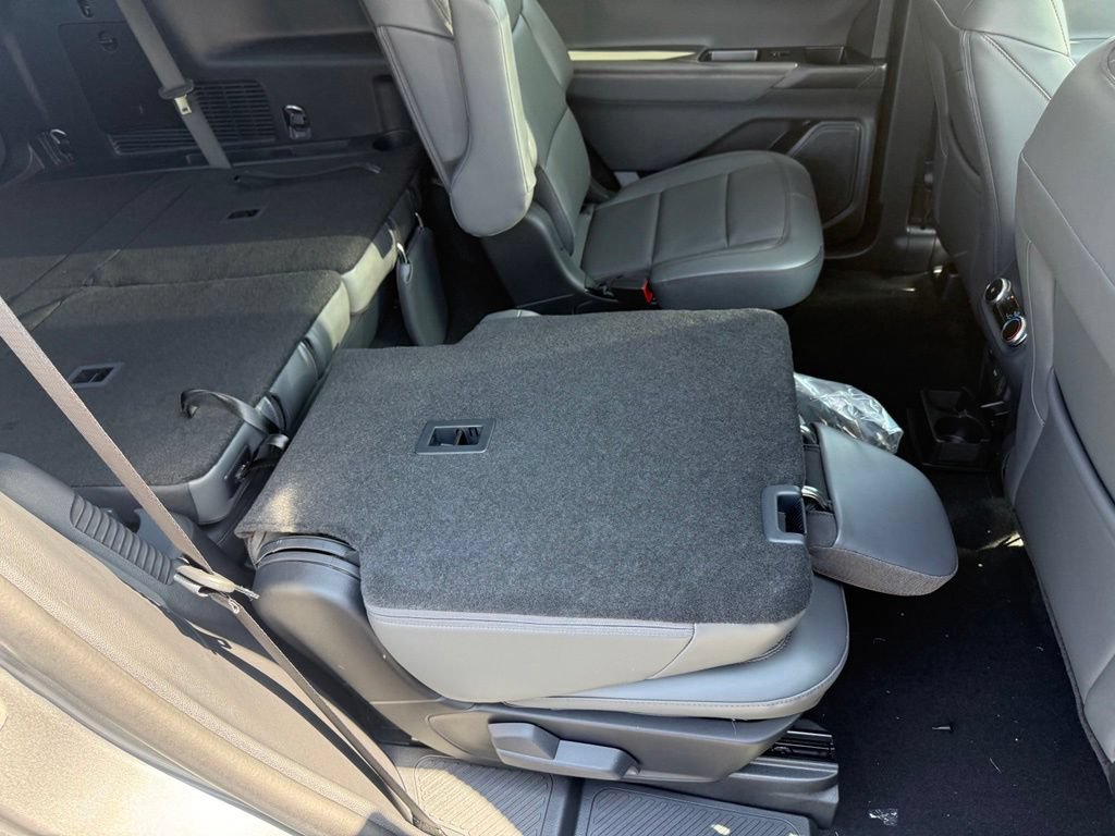 New 2026 Ford Explorer Active w/ Active Comfort Package AWD/4WD image 51