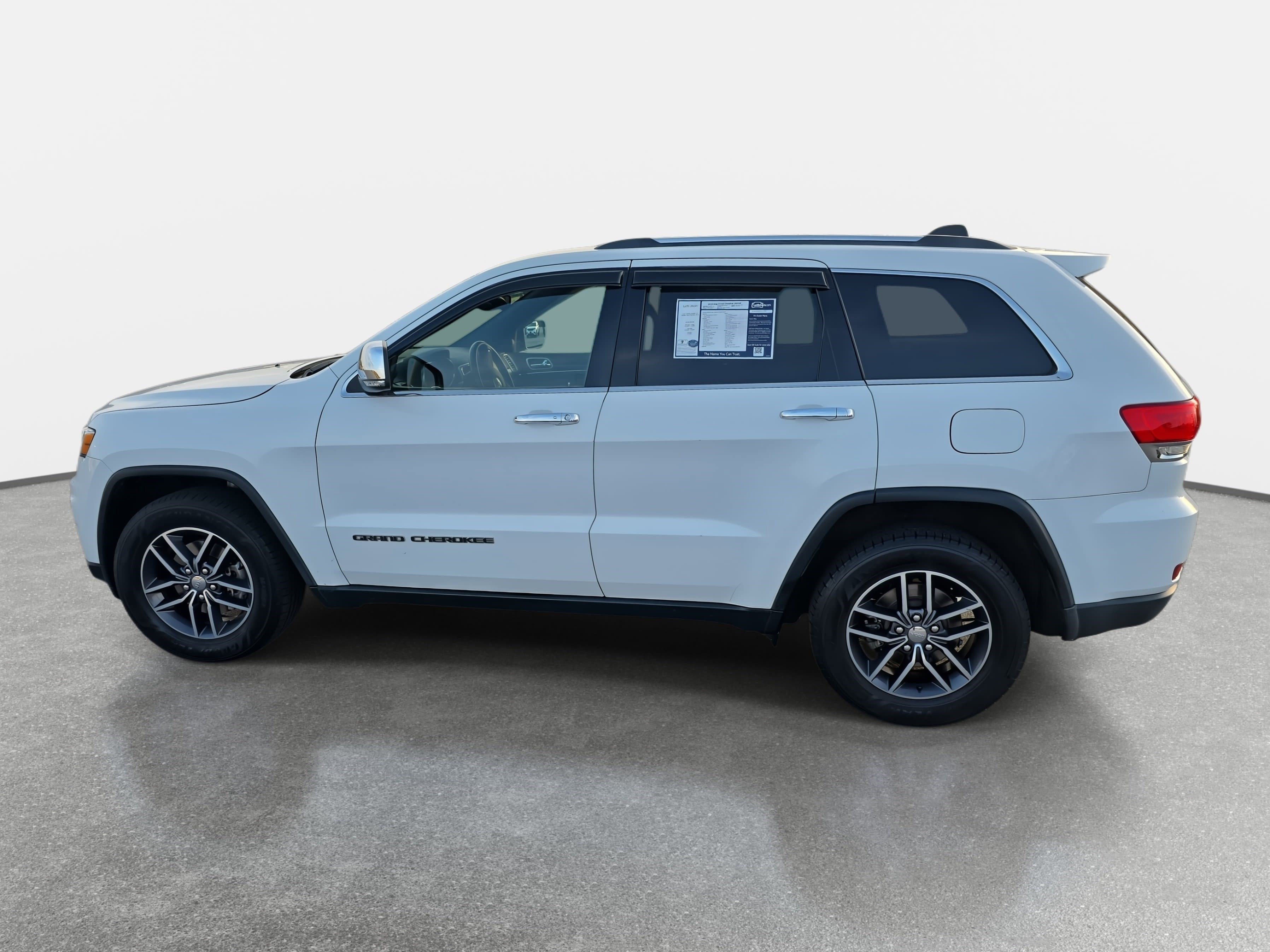 Used 2018 Jeep Grand Cherokee Limited image 8