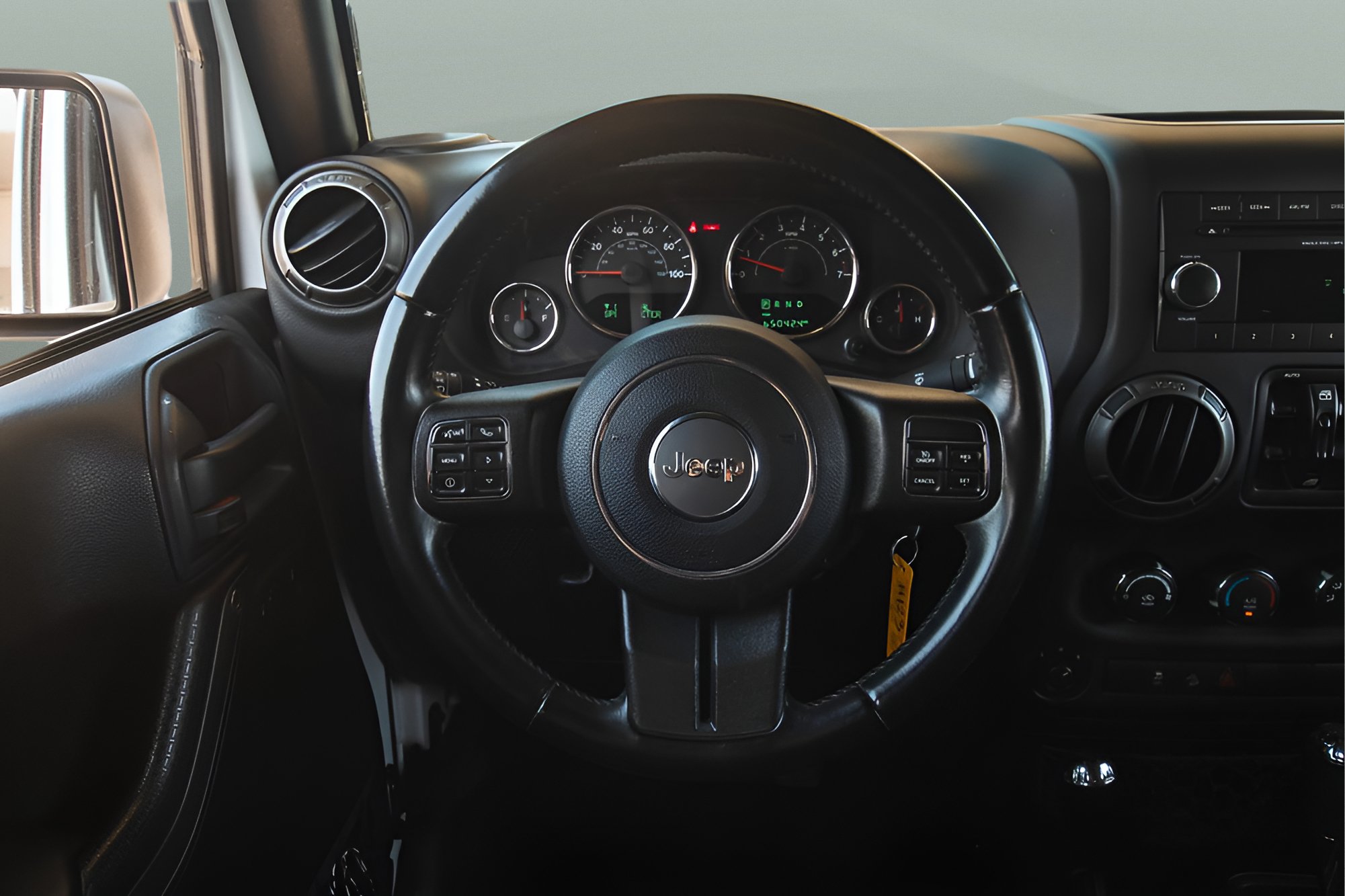 Used 2018 Jeep Wrangler Unlimited Sport S AWD/4WD image 26