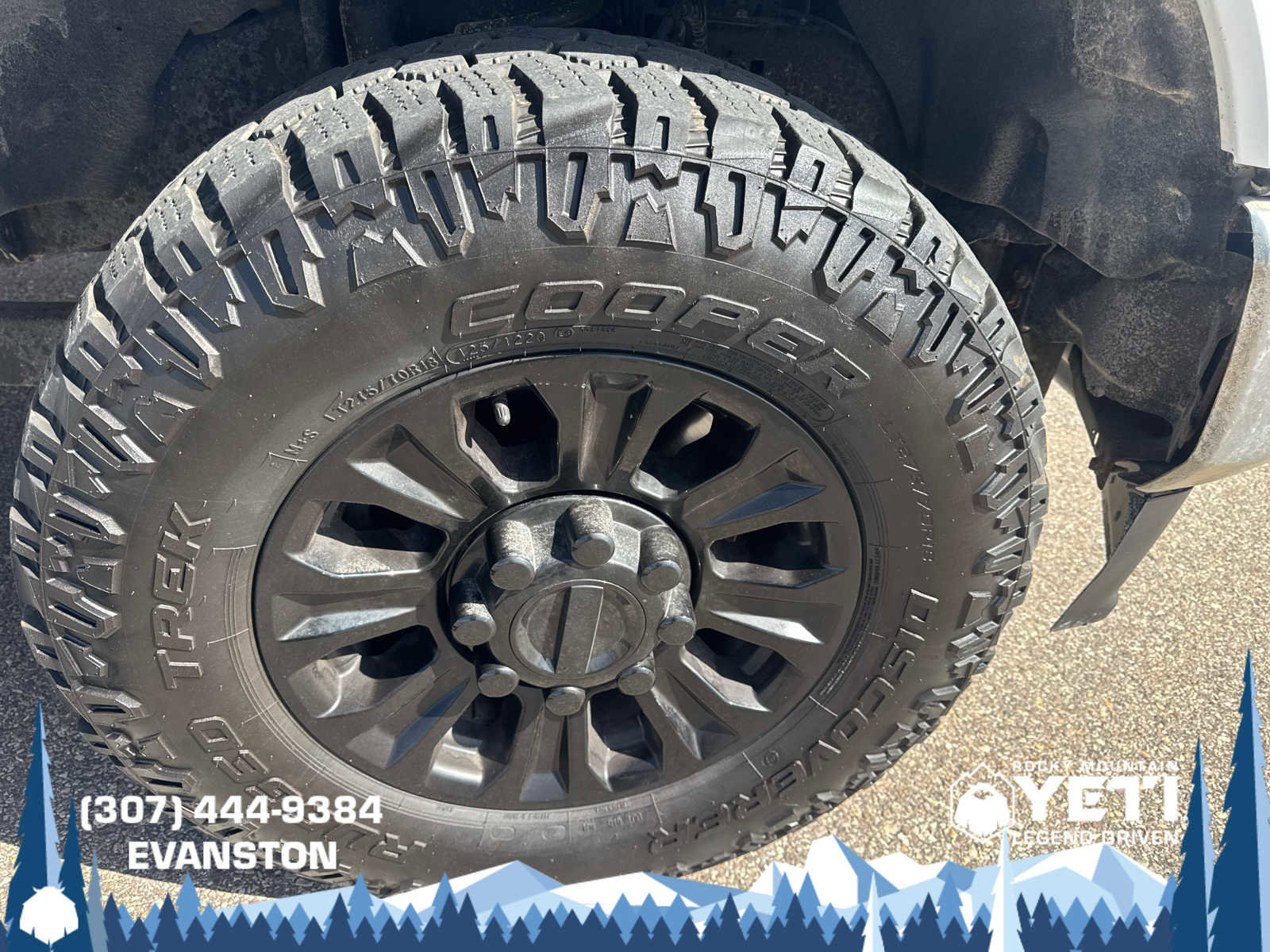 Used 2022 Ford F250 XLT AWD/4WD image 9