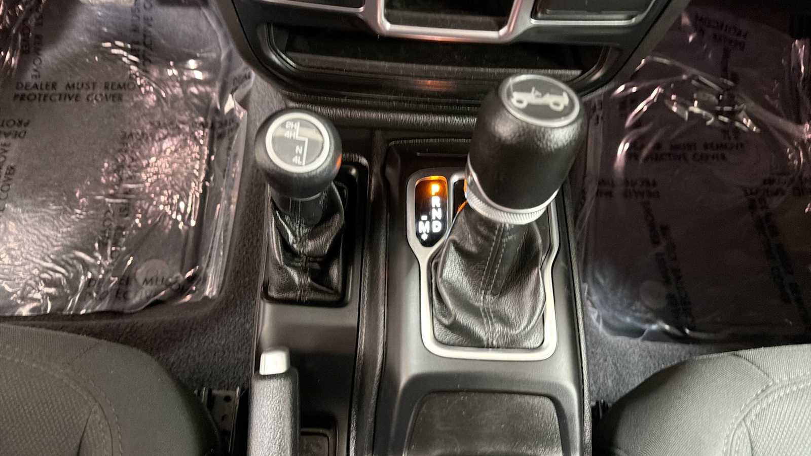 Used 2018 Jeep Wrangler Sport AWD/4WD image 22