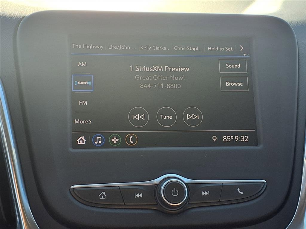 Used 2020 Chevrolet Equinox LT w/ Sport Edition image 5
