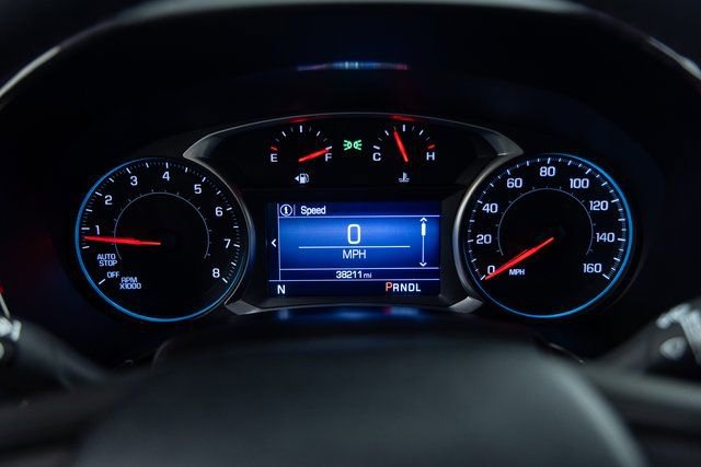 Used 2022 Chevrolet Equinox RS image 2