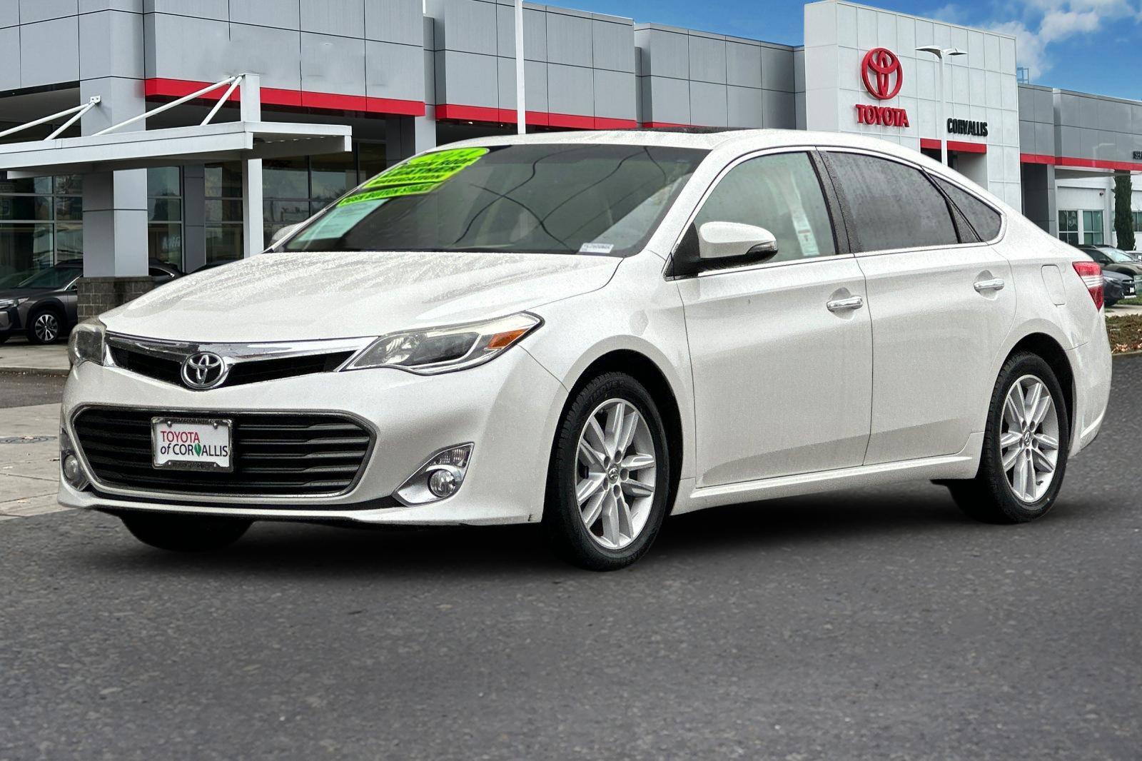 Used 2014 Toyota Avalon XLE Touring image 8
