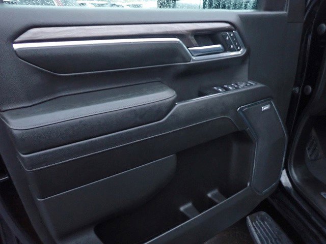 Certified 2024 Chevrolet Silverado 2500 LTZ w/ LTZ Convenience Package image 28