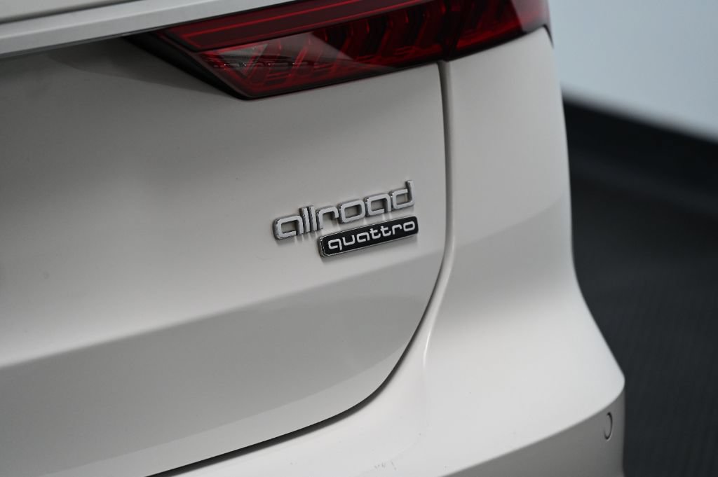 Used 2020 Audi A6 3.0T allroad Premium Plus AWD/4WD image 15