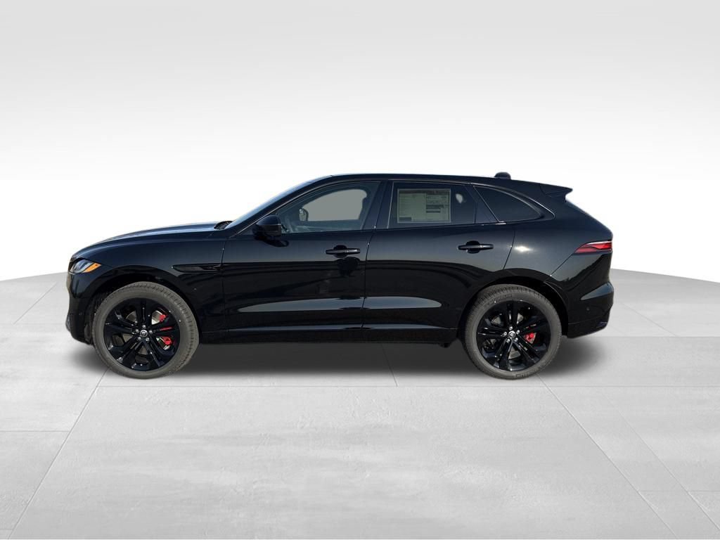 Certified 2026 Jaguar F-PACE R-Dynamic S AWD/4WD image 2