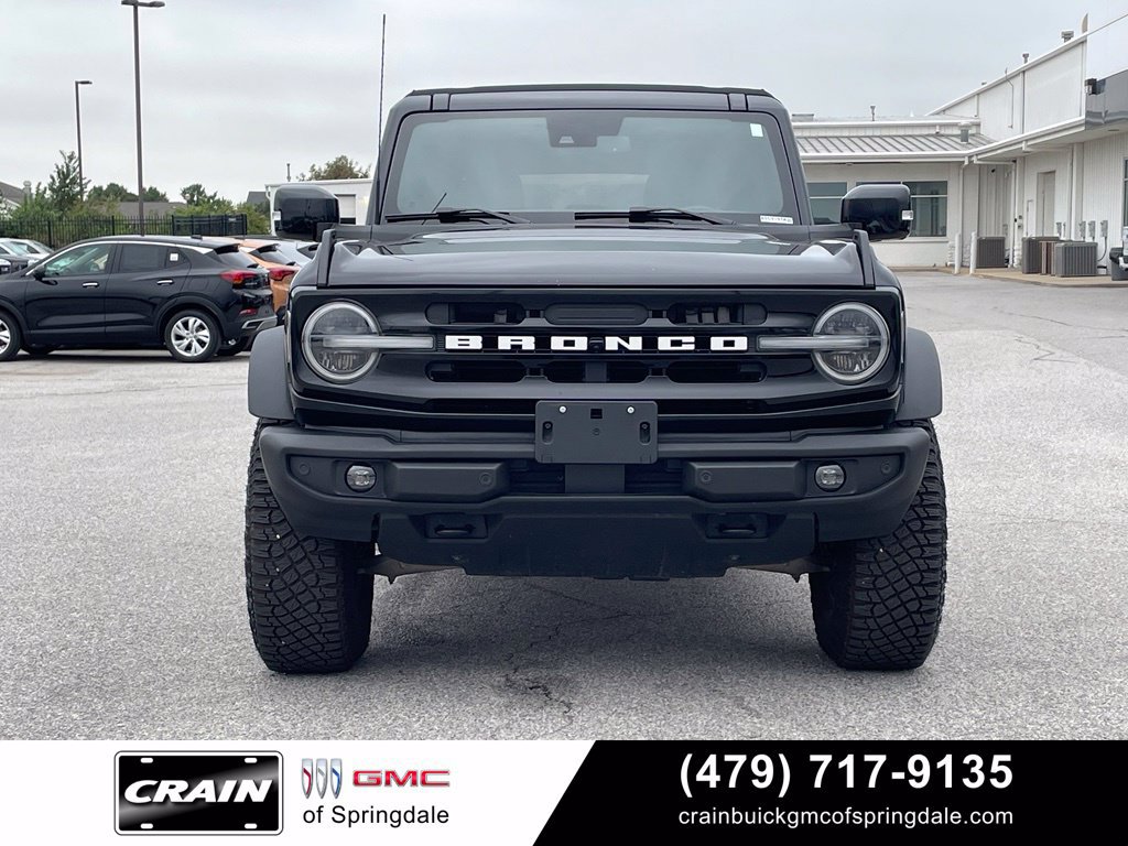 Used 2023 Ford Bronco Outer Banks w/ Sasquatch Package AWD/4WD image 2
