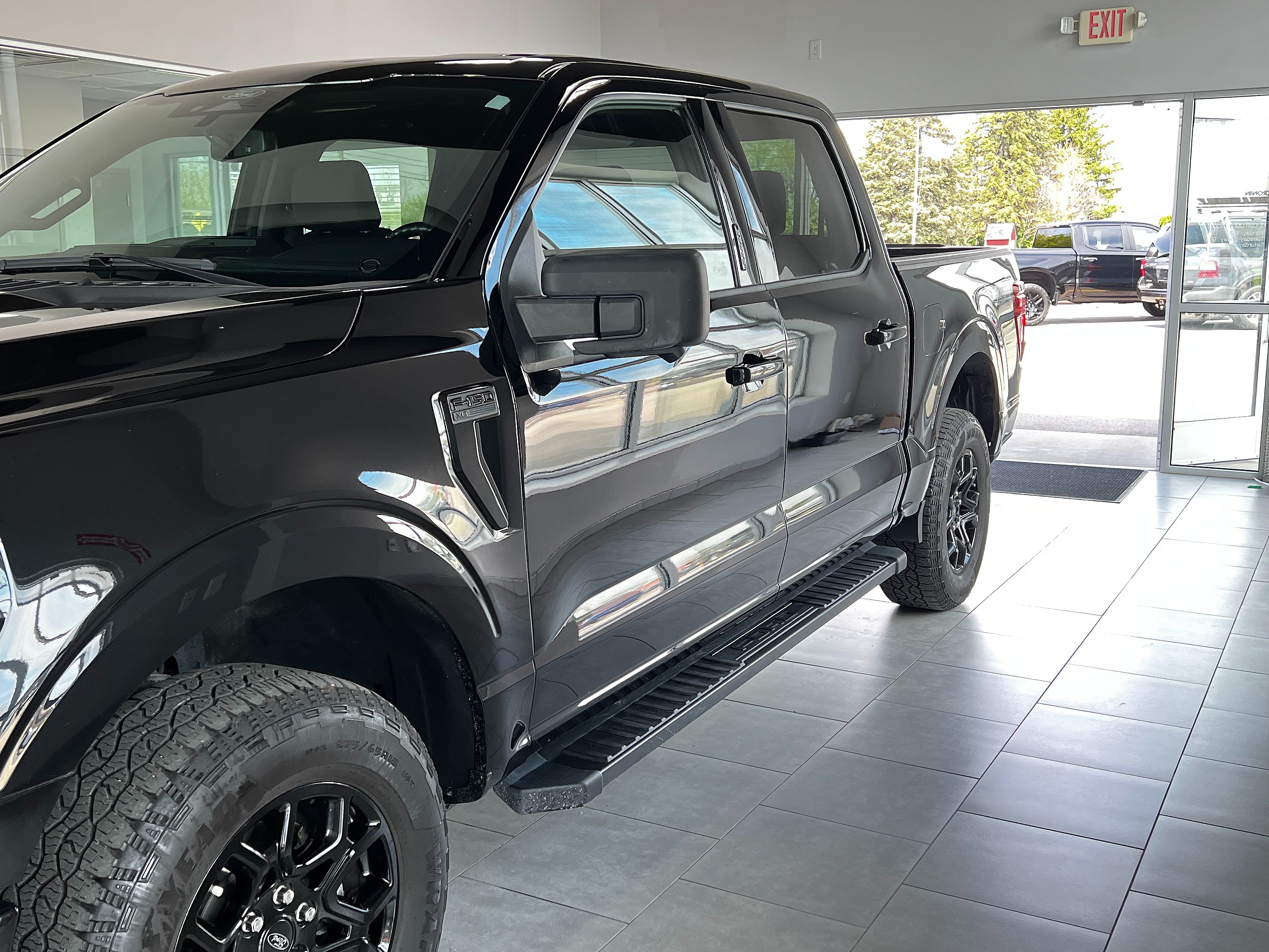 Used 2024 Ford F150 XLT w/ XLT Black Appearance Package AWD/4WD image 2