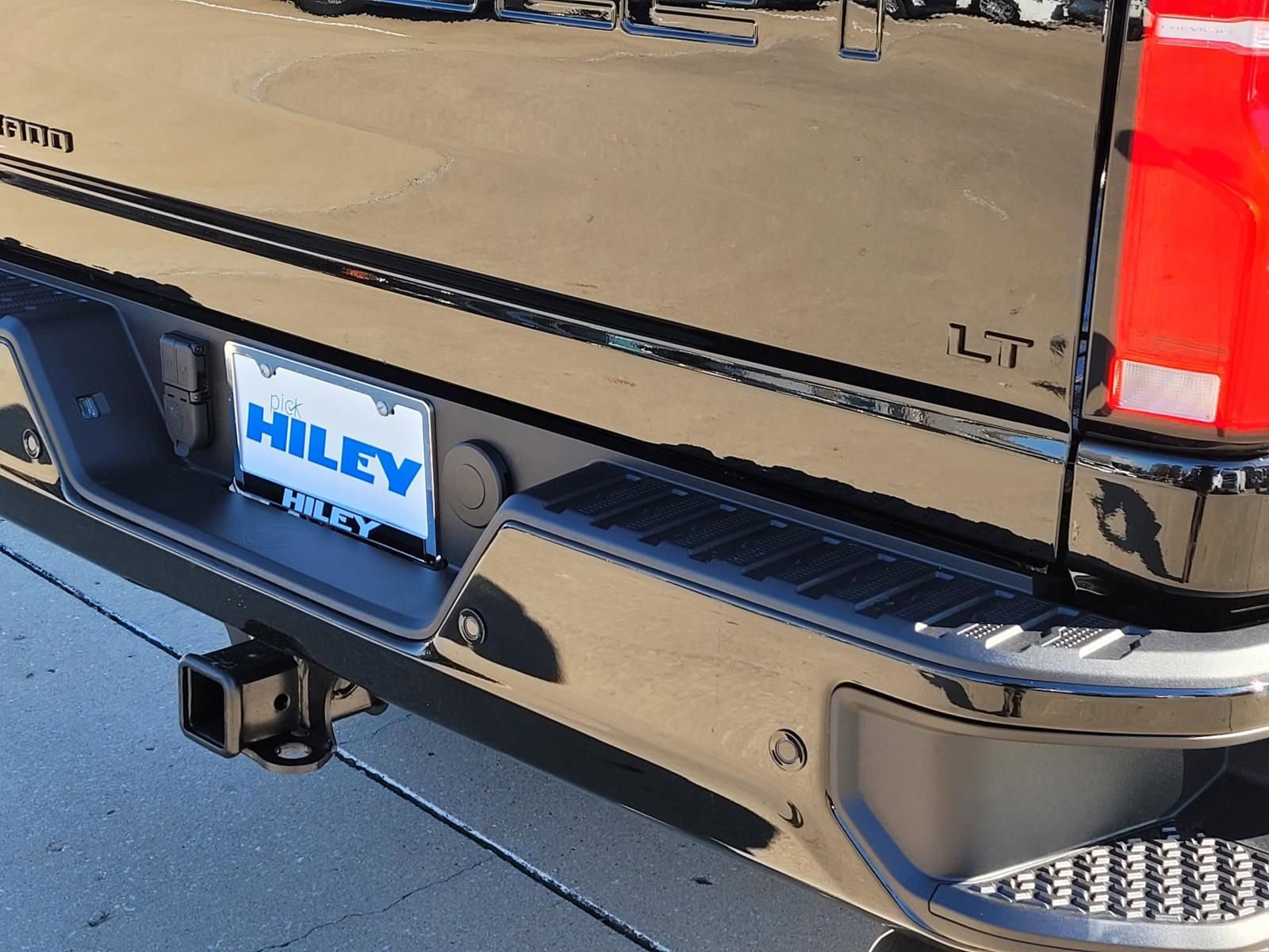 New 2026 Chevrolet Silverado 2500 LT w/ Trail Boss Package video 4