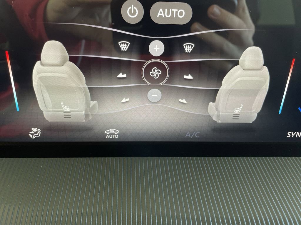 Certified 2025 Nissan Murano SV image 30