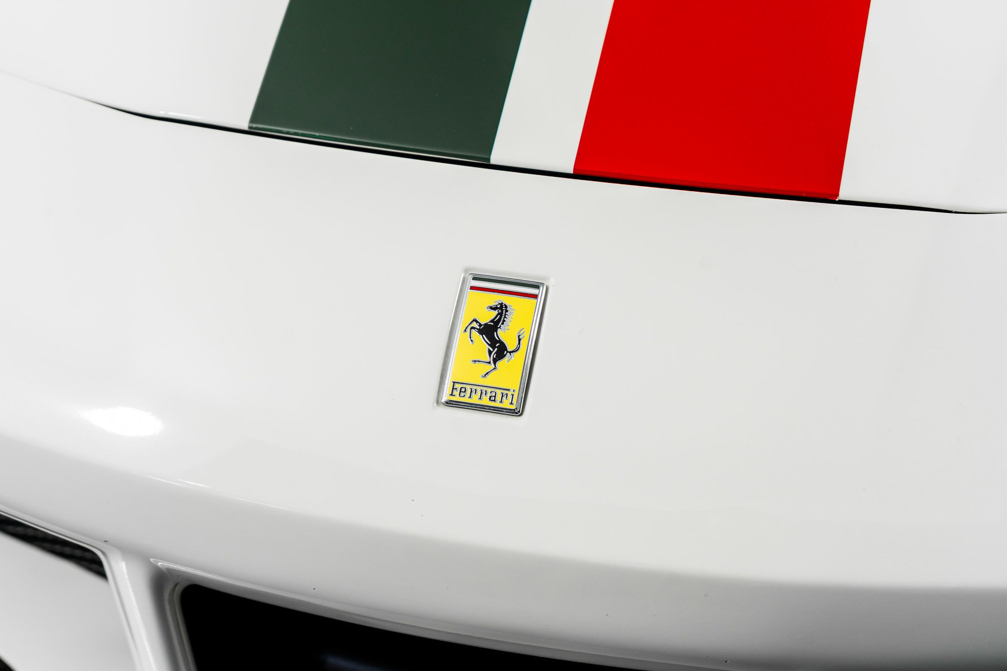 Used 2016 Ferrari 488 GTB Coupe Modified image 28