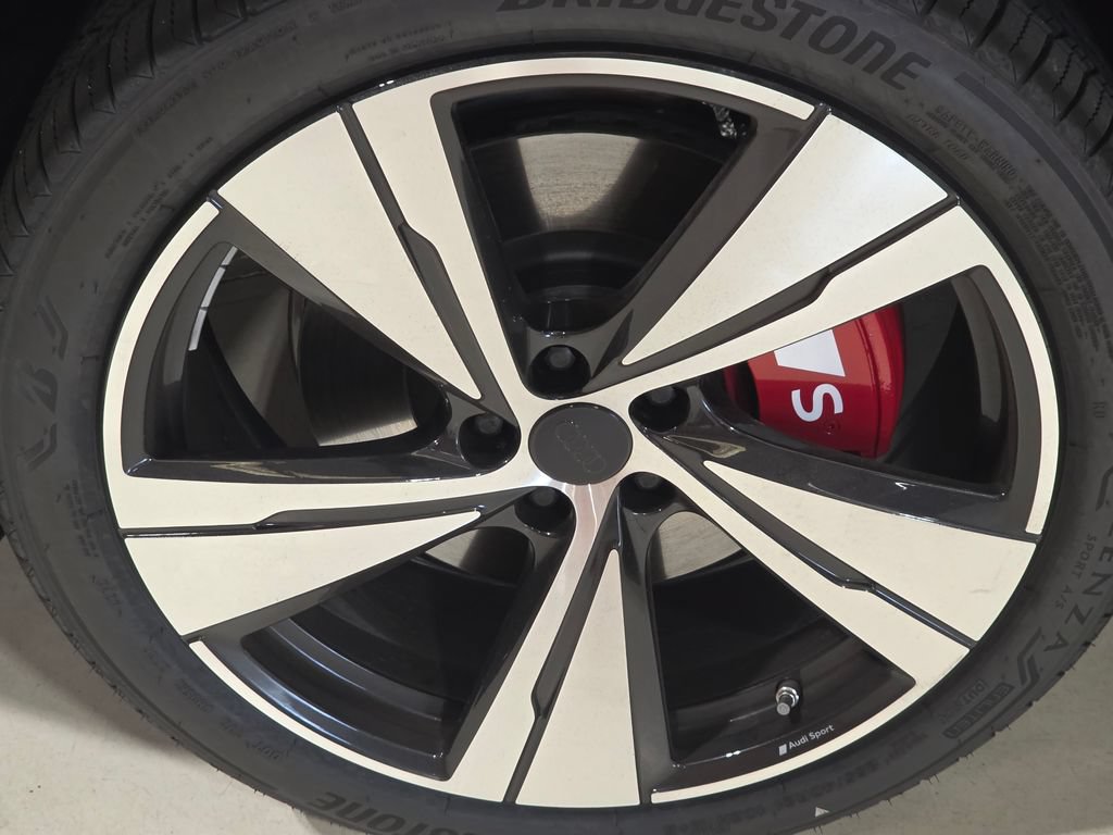 New 2026 Audi SQ5 Premium Plus AWD/4WD image 7