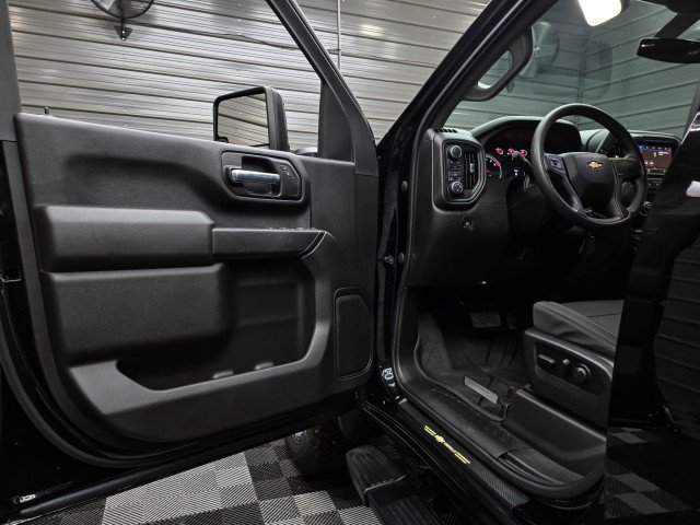 Used 2022 Chevrolet Silverado 2500 Custom w/ Custom Convenience Package AWD/4WD image 30