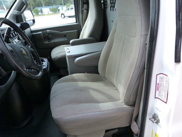 Used 2021 Chevrolet Express 2500 w/ Driver Convenience Package image 26