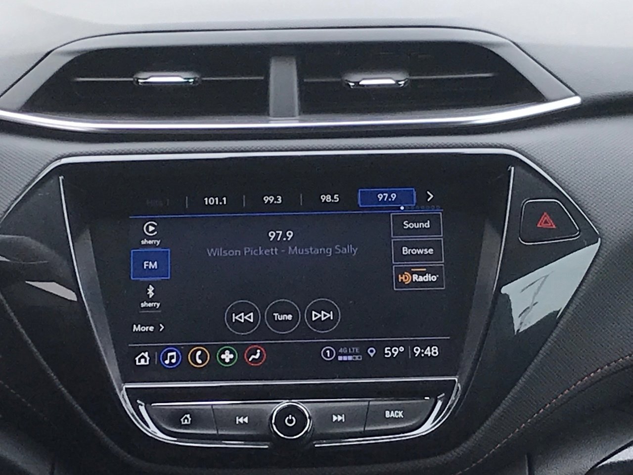 Certified 2023 Chevrolet TrailBlazer RS w/ Sun and Liftgate Package image 8