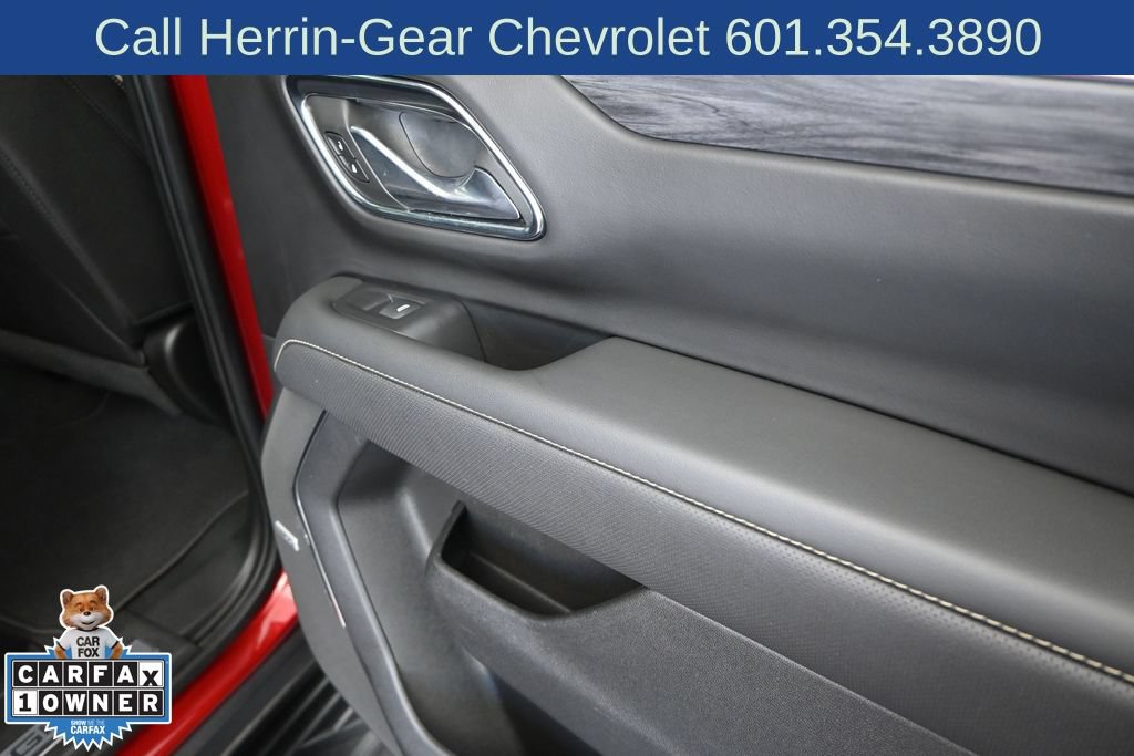 Used 2023 GMC Yukon SLT w/ SLT Premium Package RWD image 21