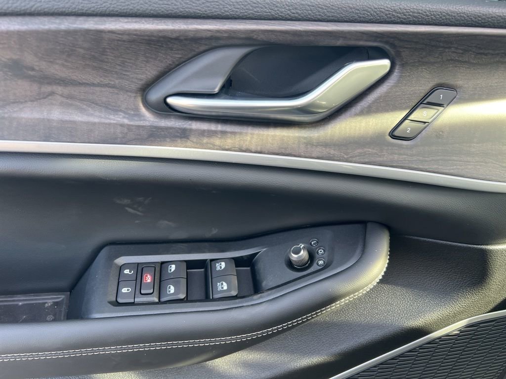 New 2026 Jeep Grand Cherokee Limited image 21