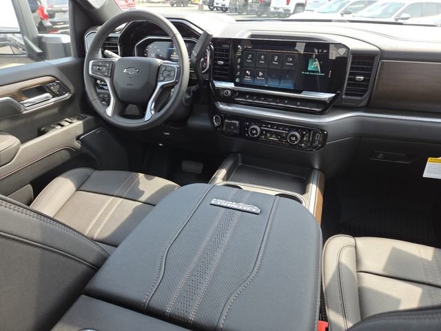 New 2026 Chevrolet Silverado 3500 High Country w/ High Country Premium Package image 32