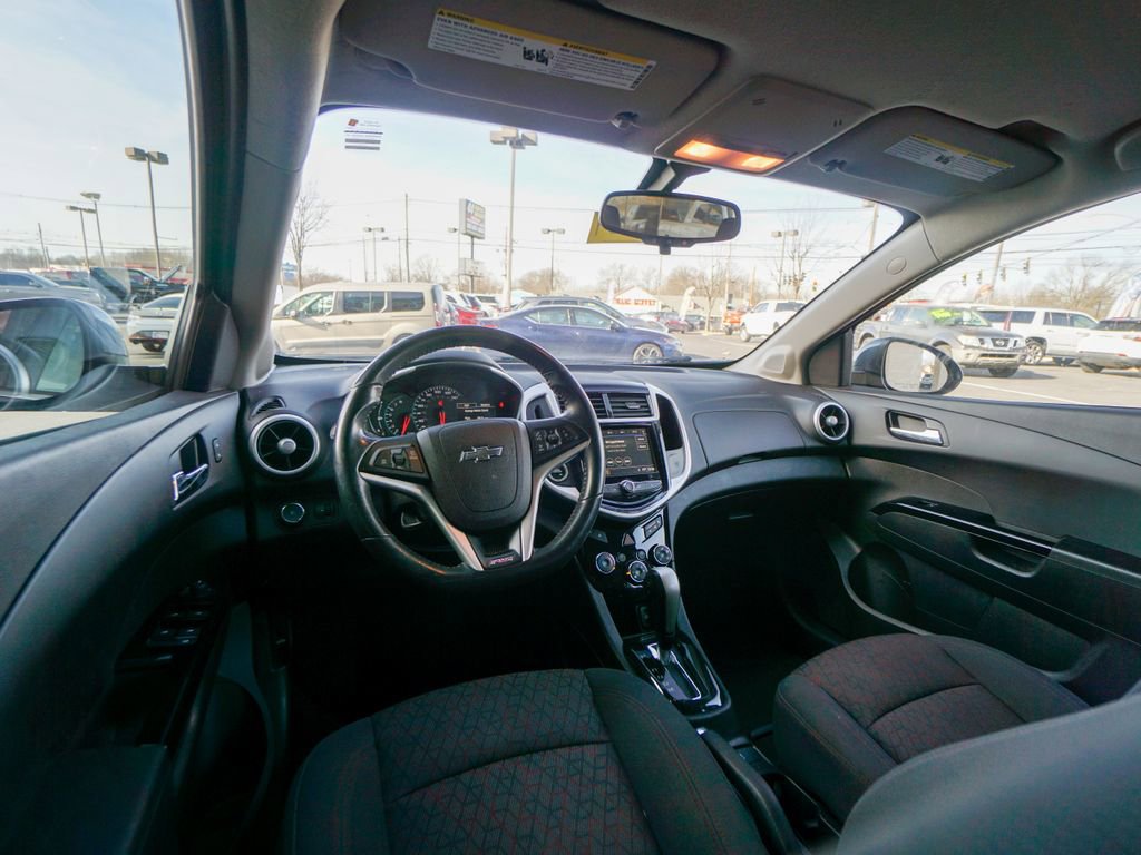 Used 2018 Chevrolet Sonic LT w/ Convenience Package FWD image 12
