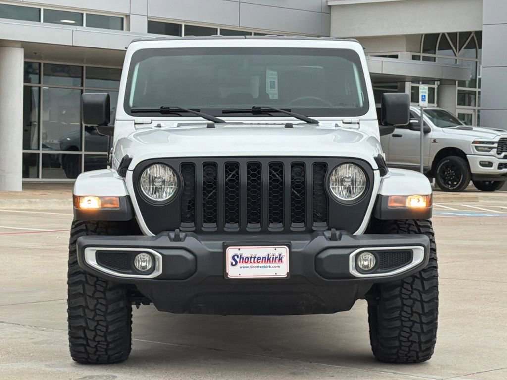 Used 2021 Jeep Gladiator Overland w/ Popular Equipment Package image 2