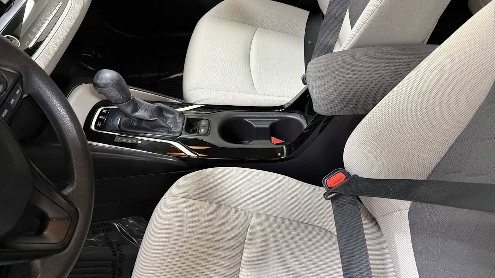 Certified 2021 Toyota Corolla LE FWD image 22