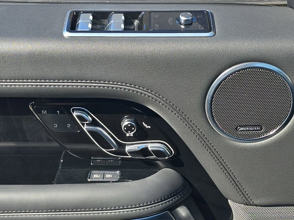 Certified 2021 Land Rover Range Rover Westminster Edition image 32
