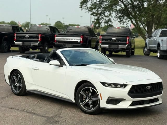 Used 2024 Ford Mustang Premium RWD image 39