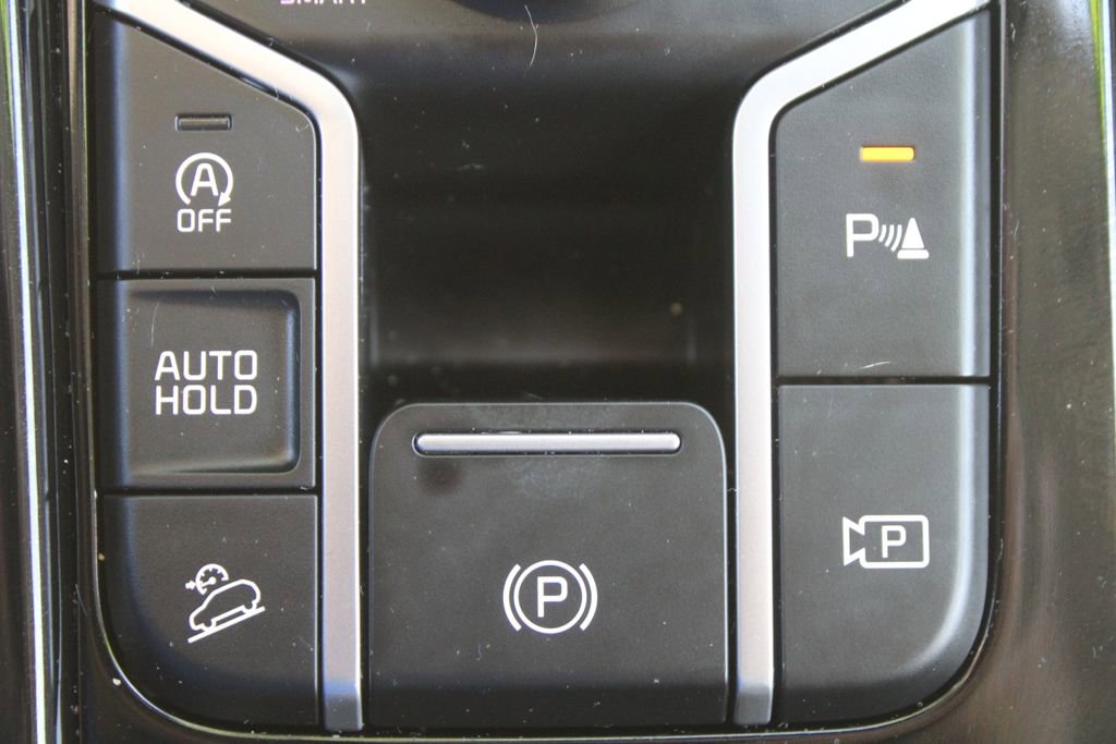 Certified 2025 Kia Sorento SX AWD/4WD image 40