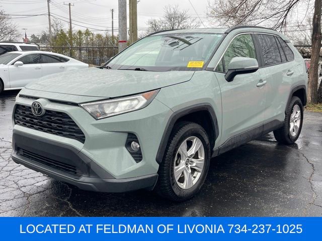 Used 2021 Toyota RAV4 XLE w/ Convenience Package video 1