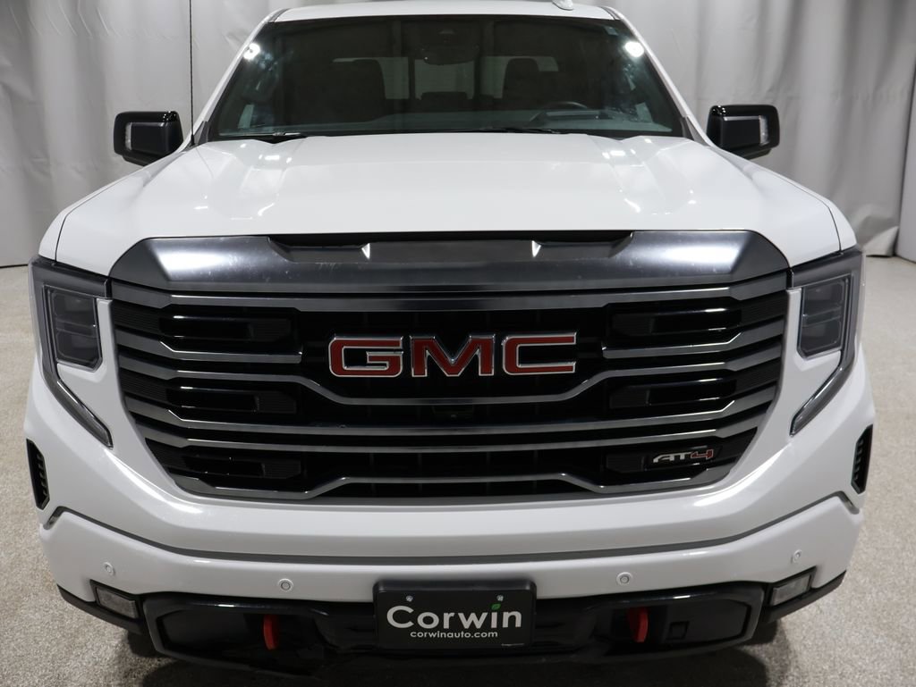 Used 2024 GMC Sierra 1500 AT4 w/ Technology Package image 9