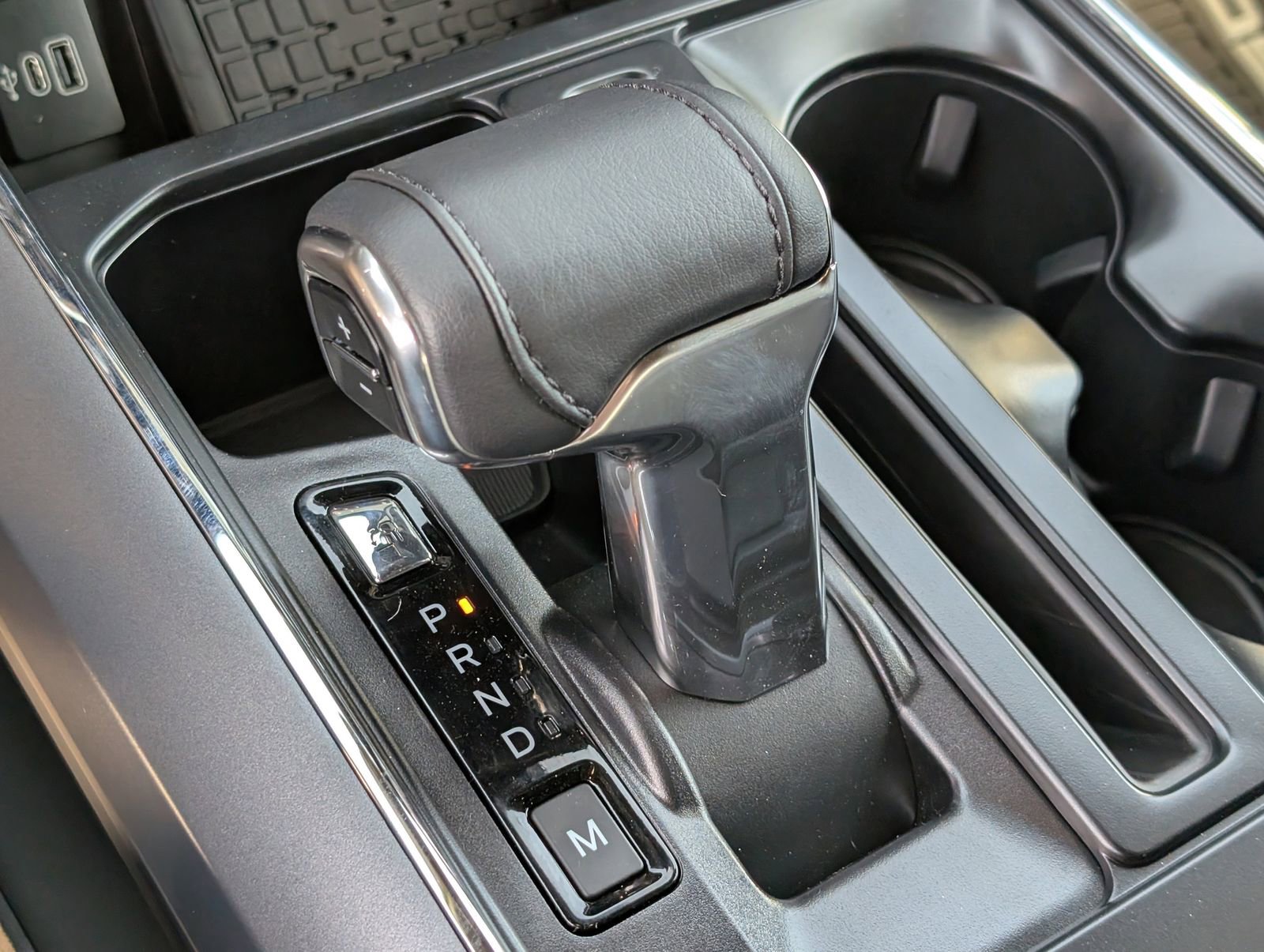 Used 2025 Ford F150 Lariat w/ Equipment Group 502A High image 23