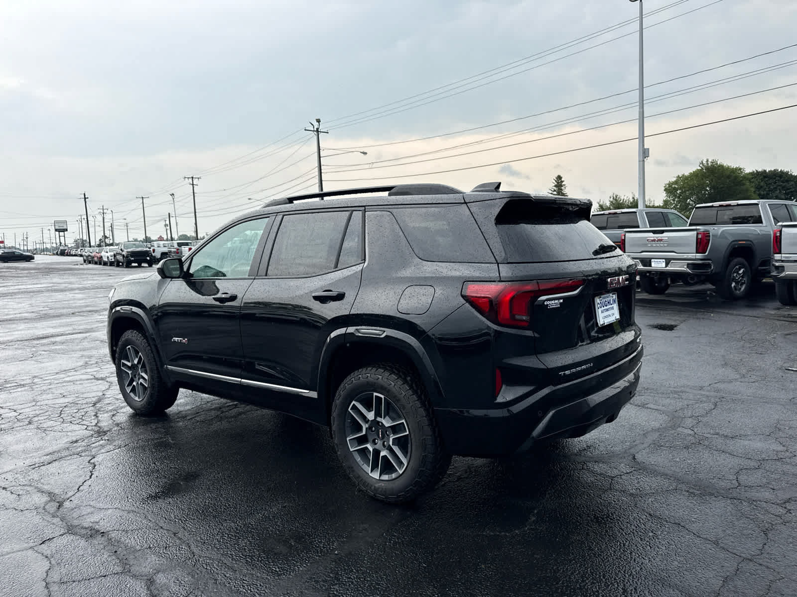 New 2027 GMC Terrain AT4 w/ Technology Package II AWD/4WD image 3